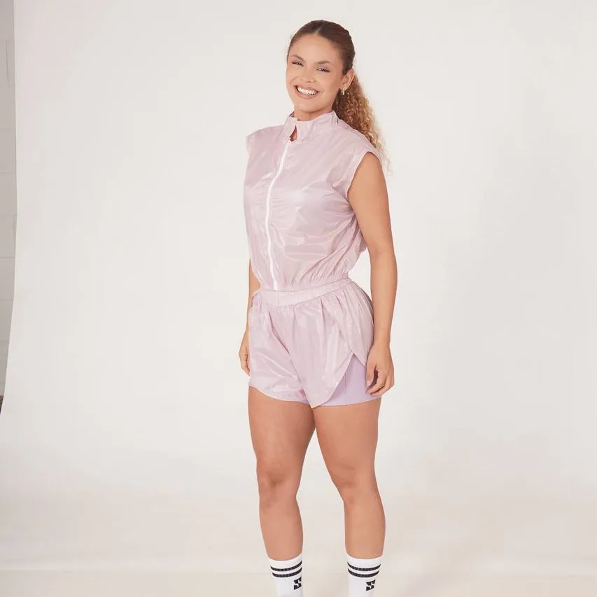 SHORT DUPLO E COLETE E TOP JORDANA LILAS — foto 4