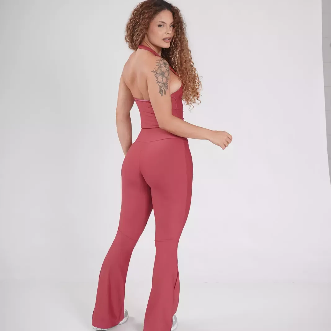 CONJUNTO CALÇA FLARE POLIAMIDA E TOP MONIQUE GOIABA — foto 3
