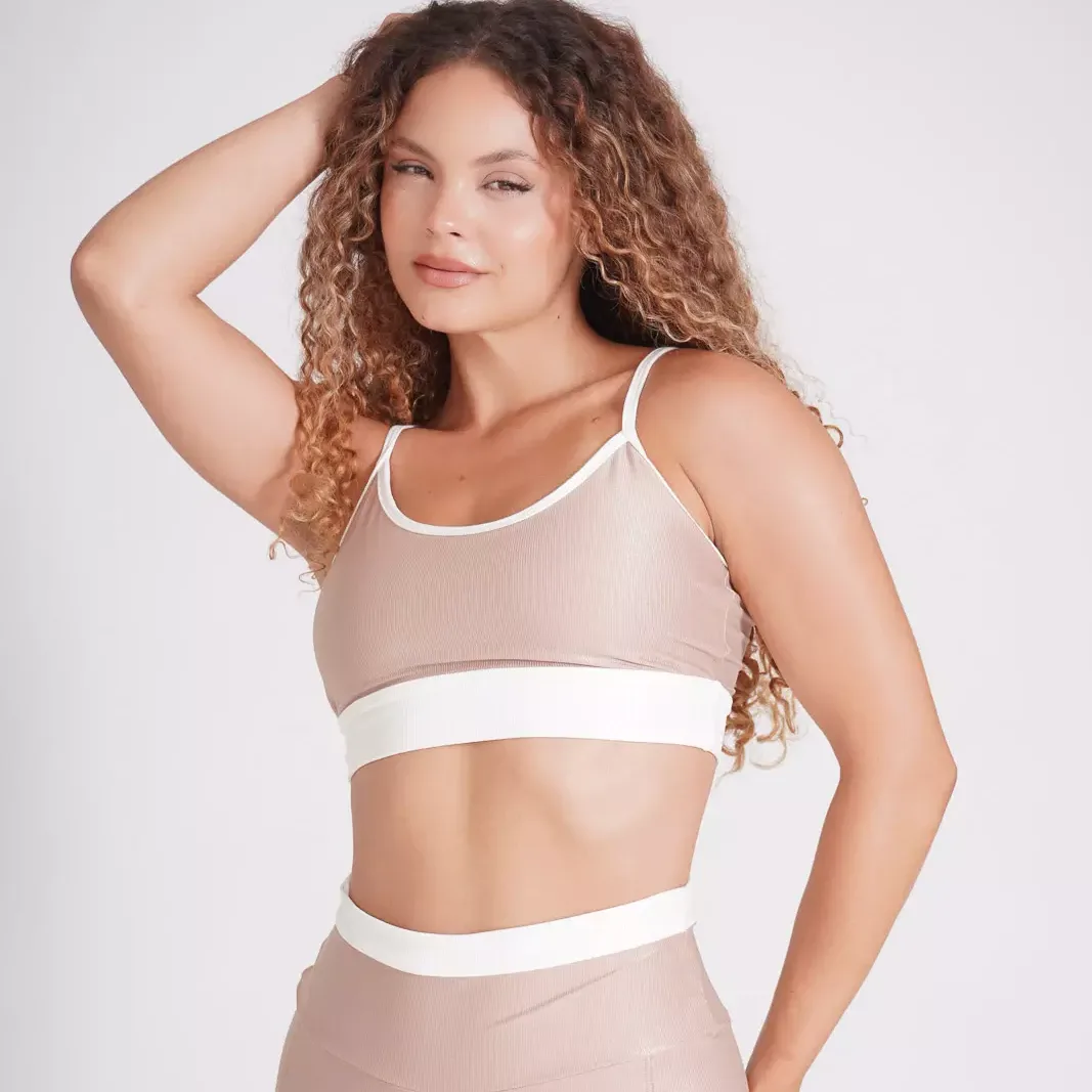 Bermuda Compressão + Top Clara Bicolor Cappuccino/Off — foto 4