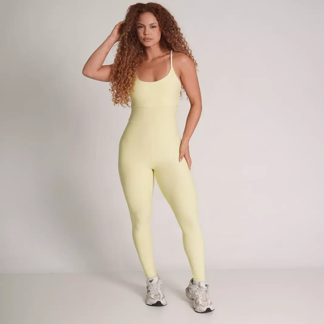 Macacão Poliamida Comfy Aline Amarelo Manteiga — foto 3