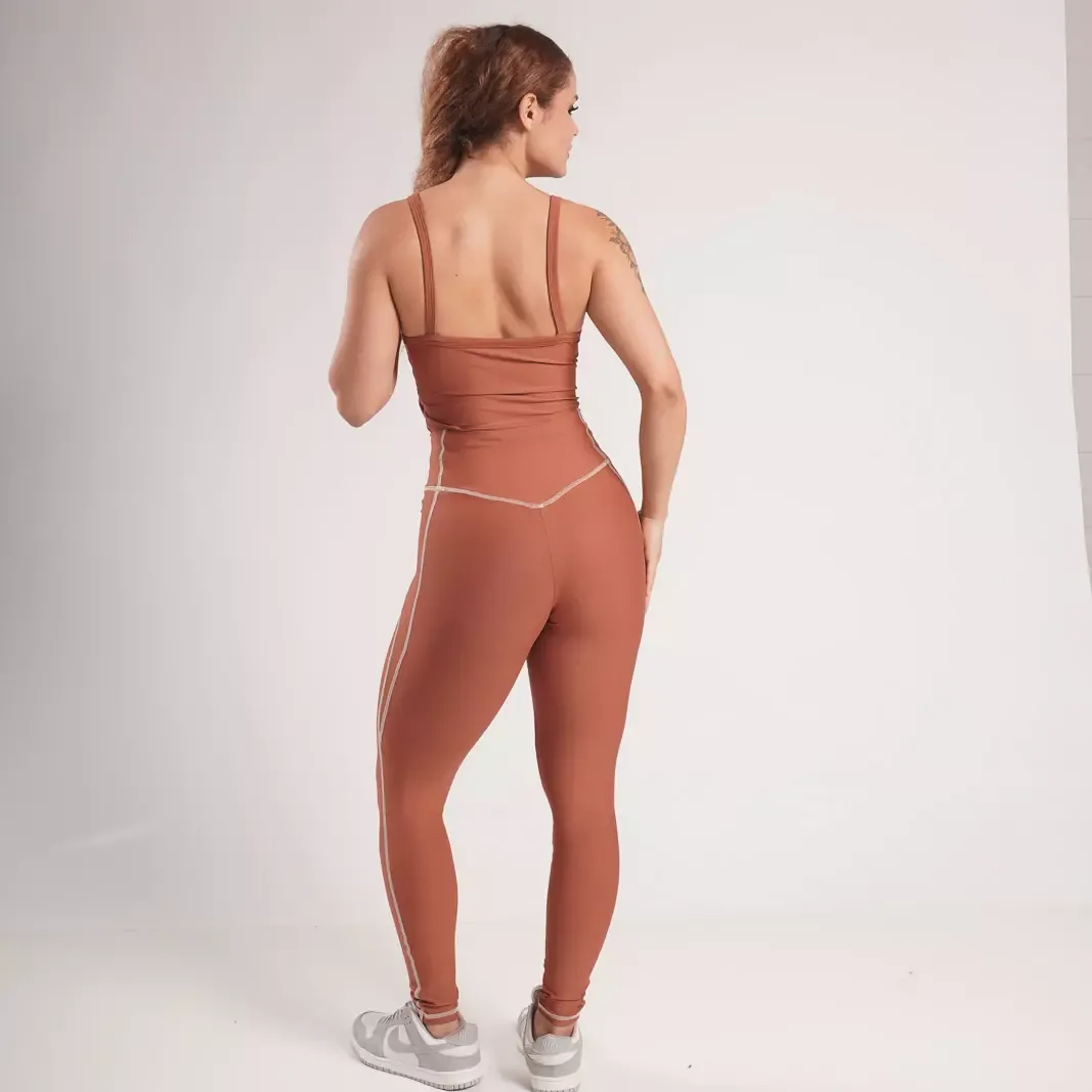 Calça  Comfy + Regata Natália Doce de Leite — foto 4