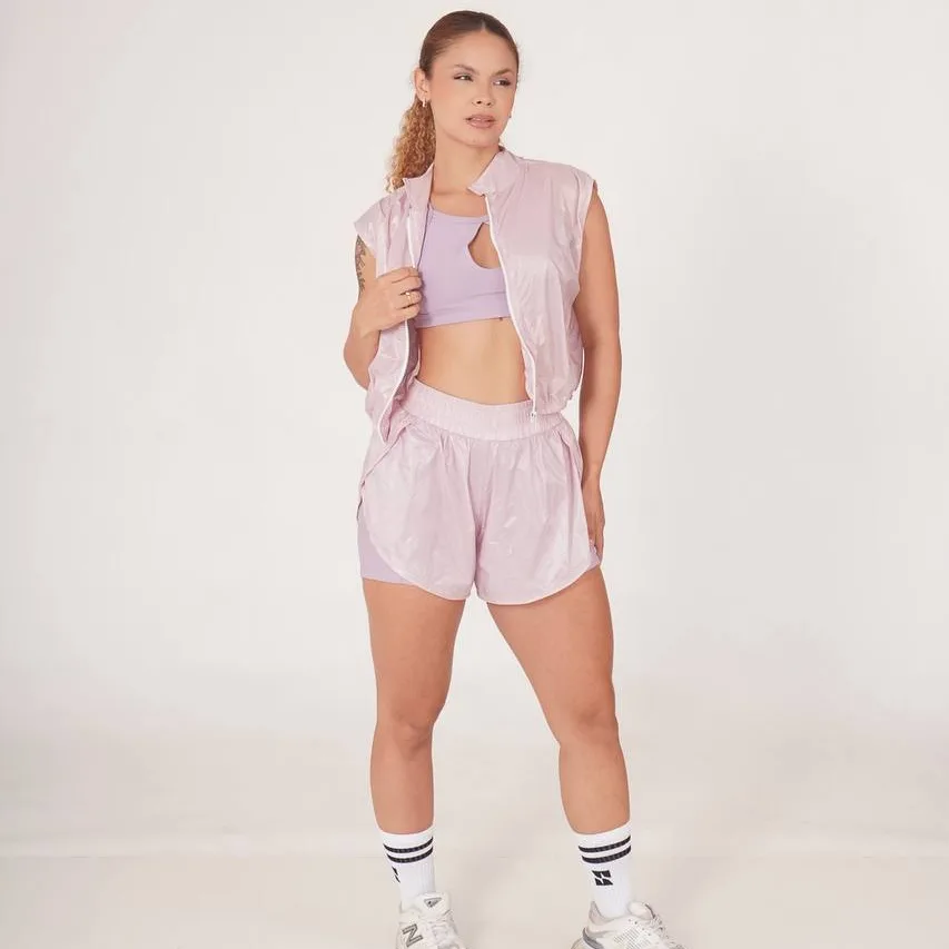 SHORT DUPLO E COLETE E TOP JORDANA LILAS — foto 3