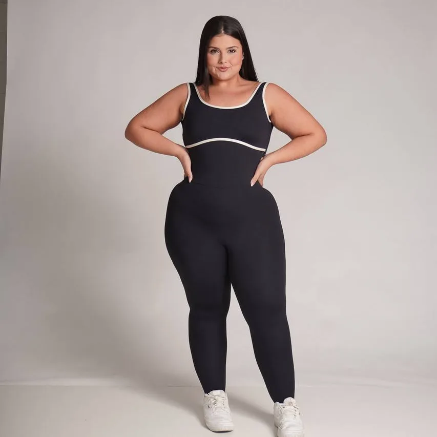 Macacão Poliamida Fit Bicolor Fiorela Preto/Off - Plus Size — foto 3
