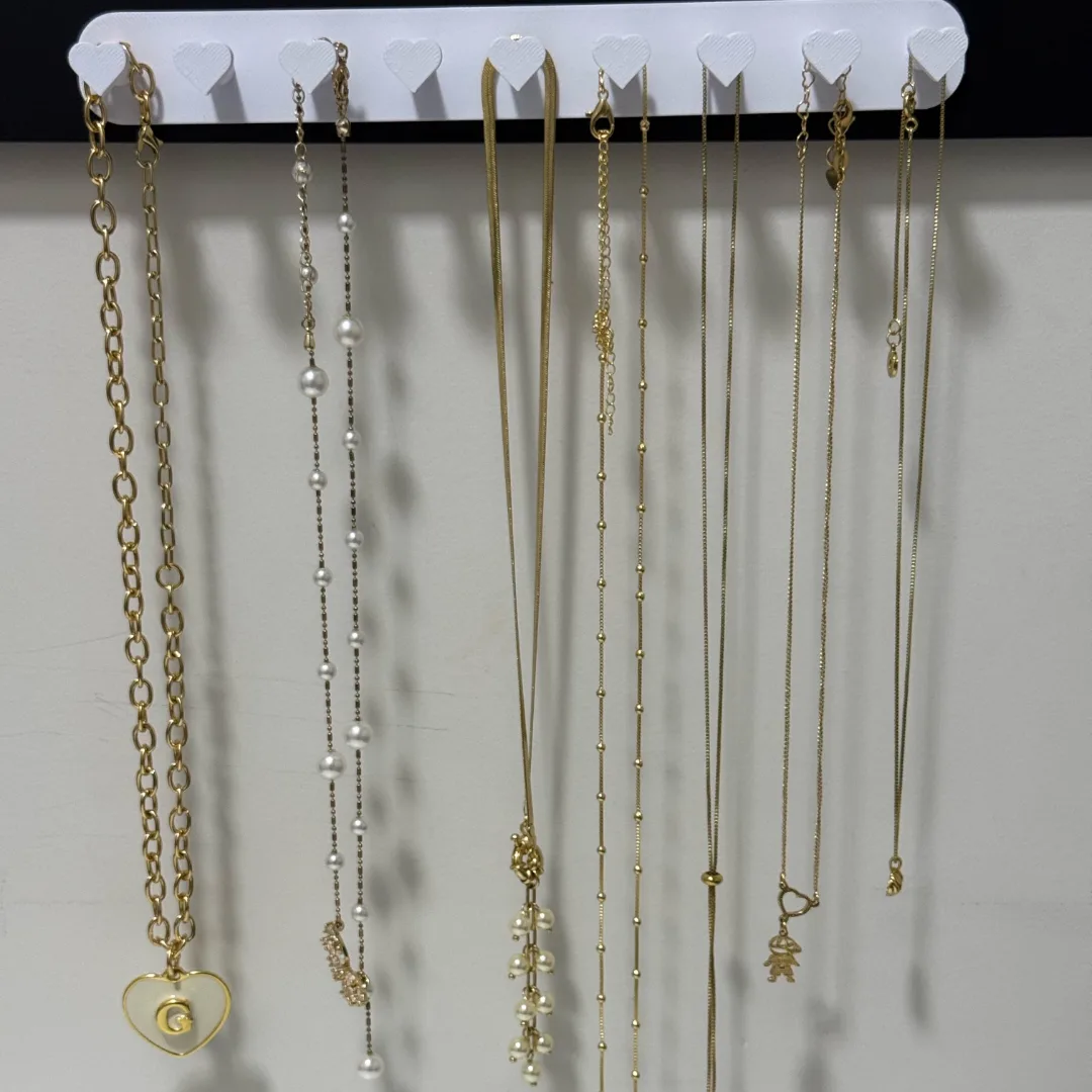 Suporte para Colar em formato de corações — foto 3