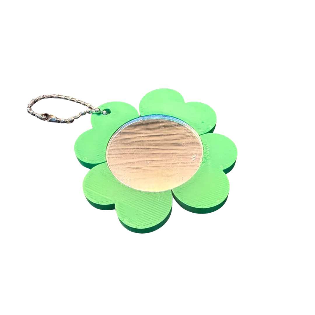 Chaveiro com Espelho - Trevo — foto 2